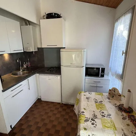 T2 Cabine, Rez-de-jardin, Parking, Lave-linge, Terrasse, Acces A 30m - Fr-1-702-16 *