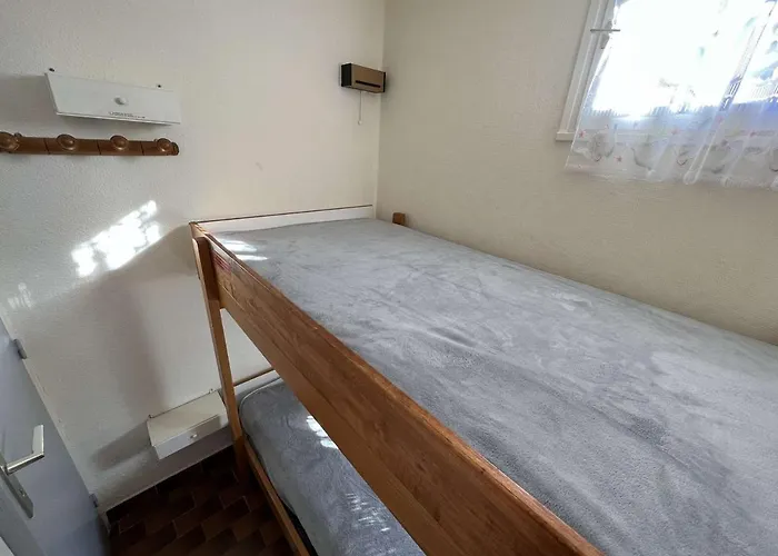 Appartement T2 Cabine, Rez-de-jardin, Parking, Lave-linge, Terrasse, Acces A 30m - Fr-1-702-16