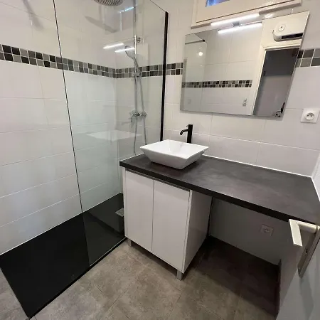 T2 Cabine, Rez-de-jardin, Parking, Lave-linge, Terrasse, Acces A 30m - Fr-1-702-16 阿格德